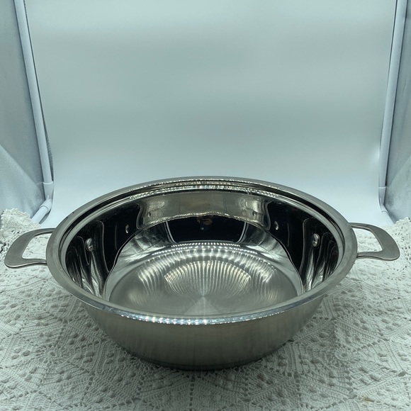 DeLonghi 5.5 Qt. Cook & Serve Pan (No Lid) - Picture 1 of 7